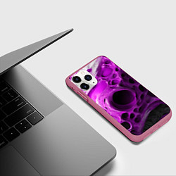Чехол iPhone 11 Pro матовый Фиолетово-белая абстрактная структура, цвет: 3D-малиновый — фото 2