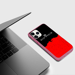 Чехол iPhone 11 Pro матовый New world ночь, цвет: 3D-малиновый — фото 2