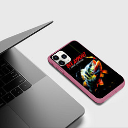 Чехол iPhone 11 Pro матовый Все дуреют с этой рыбалки, цвет: 3D-малиновый — фото 2