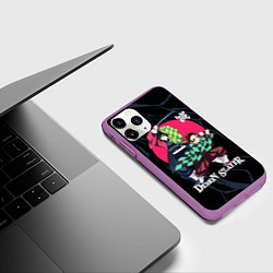 Чехол iPhone 11 Pro матовый Гию Томиока и Танджиро Камадо, цвет: 3D-фиолетовый — фото 2