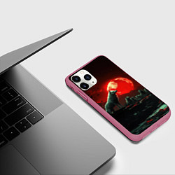 Чехол iPhone 11 Pro матовый Белый волк на фоне красной луны, цвет: 3D-малиновый — фото 2
