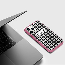 Чехол iPhone 11 Pro матовый Dayz крестики, цвет: 3D-малиновый — фото 2