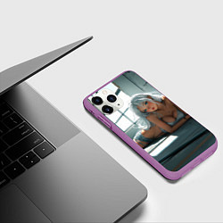 Чехол iPhone 11 Pro матовый Блондинка лежит у окна, цвет: 3D-фиолетовый — фото 2