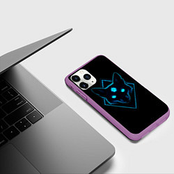 Чехол iPhone 11 Pro матовый Неоновая лисица в ромбе, цвет: 3D-фиолетовый — фото 2