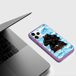 Чехол iPhone 11 Pro матовый ВМФ злой медведь с автоматом, цвет: 3D-фиолетовый — фото 2