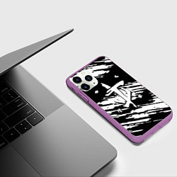 Чехол iPhone 11 Pro матовый Doom краски полосы, цвет: 3D-фиолетовый — фото 2