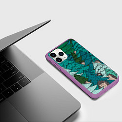 Чехол iPhone 11 Pro матовый Ежи в еловом лесу, цвет: 3D-фиолетовый — фото 2