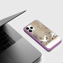 Чехол iPhone 11 Pro матовый Журавли на снегу, цвет: 3D-фиолетовый — фото 2