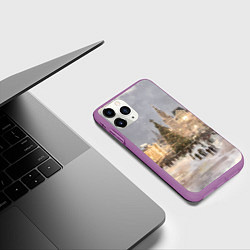 Чехол iPhone 11 Pro матовый Новогодние гуляния в Москве, цвет: 3D-фиолетовый — фото 2
