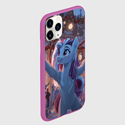 Чехол iPhone 11 Pro матовый Лошадка наслаждается новым годом, цвет: 3D-фиолетовый — фото 2