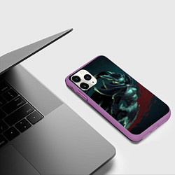 Чехол iPhone 11 Pro матовый Phantom Assassin, цвет: 3D-фиолетовый — фото 2