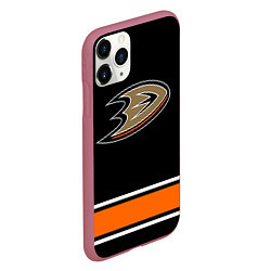 Чехол iPhone 11 Pro матовый Anaheim Ducks Selanne, цвет: 3D-малиновый — фото 2