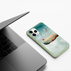 Чехол iPhone 11 Pro матовый Летящий кит, цвет: 3D-салатовый — фото 2