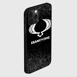 Чехол для iPhone 12 Pro Max SsangYong с потертостями на темном фоне, цвет: 3D-черный — фото 2