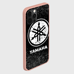 Чехол для iPhone 12 Pro Max Yamaha с потертостями на темном фоне, цвет: 3D-светло-розовый — фото 2