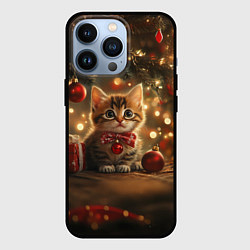 Чехол для iPhone 13 Pro Новогодний милый котенок под елкой, цвет: 3D-черный