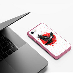 Чехол iPhone 7/8 матовый Черный ворон, цвет: 3D-малиновый — фото 2