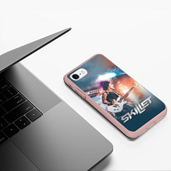 Чехол iPhone 7/8 матовый Skillet: Korey Cooper, цвет: 3D-светло-розовый — фото 2