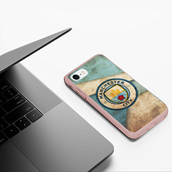 Чехол iPhone 7/8 матовый FC Man City: Old Style, цвет: 3D-светло-розовый — фото 2