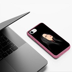 Чехол iPhone 7/8 матовый Billie Eilish: Black Style, цвет: 3D-малиновый — фото 2