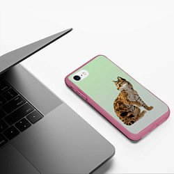 Чехол iPhone 7/8 матовый Дикий кот оцелот, цвет: 3D-малиновый — фото 2