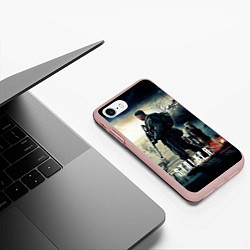 Чехол iPhone 7/8 матовый СТАЛКЕР 2 МАЙОР ДЕКТЕРЁВ, цвет: 3D-светло-розовый — фото 2