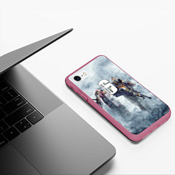 Чехол iPhone 7/8 матовый РАДУГА 6 ОСАДА СОЛДАТЫ ЗИМА, цвет: 3D-малиновый — фото 2