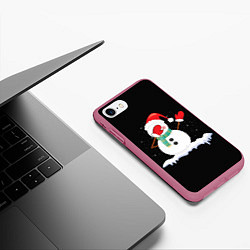 Чехол iPhone 7/8 матовый Cartoon Dab Snowman, цвет: 3D-малиновый — фото 2