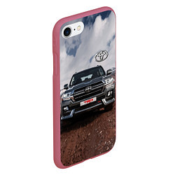 Чехол iPhone 7/8 матовый Toyota Land Cruiser in the mountains, цвет: 3D-малиновый — фото 2