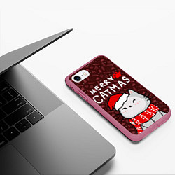 Чехол iPhone 7/8 матовый Котик в новогодней шапочке - 2023, цвет: 3D-малиновый — фото 2