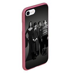 Чехол iPhone 7/8 матовый Аддамс, семейный портрет, цвет: 3D-малиновый — фото 2
