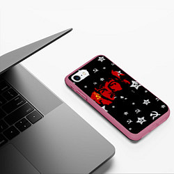 Чехол iPhone 7/8 матовый Ленин на фоне звезд, цвет: 3D-малиновый — фото 2
