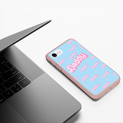 Чехол iPhone 7/8 матовый Папочка надпись в стиле Барби: паттерн голубой, цвет: 3D-светло-розовый — фото 2