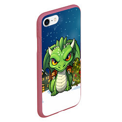 Чехол iPhone 7/8 матовый Зеленый дракон на фоне города, цвет: 3D-малиновый — фото 2