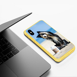 Чехол iPhone XS Max матовый Песик на пляже, цвет: 3D-желтый — фото 2