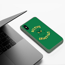 Чехол iPhone XS Max матовый Resting Grinch Face, цвет: 3D-темно-зеленый — фото 2