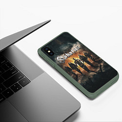 Чехол iPhone XS Max матовый Sabaton Band, цвет: 3D-темно-зеленый — фото 2