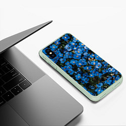 Чехол iPhone XS Max матовый Поле синих цветов фиалки лето, цвет: 3D-салатовый — фото 2
