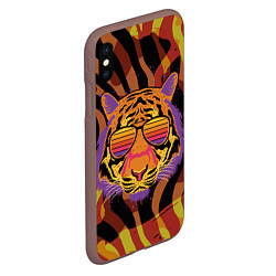 Чехол iPhone XS Max матовый Крутой тигр в очках ретро, цвет: 3D-коричневый — фото 2