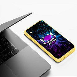 Чехол iPhone XS Max матовый Geometry Dash - Грозовой смайл, цвет: 3D-желтый — фото 2