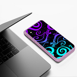 Чехол iPhone XS Max матовый НЕОНОВОЕ ТАТУ ДРАКЕНА УЗОР, цвет: 3D-сиреневый — фото 2