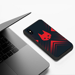 Чехол iPhone XS Max матовый Красный Символ Stray на темном фоне со стрелками, цвет: 3D-черный — фото 2