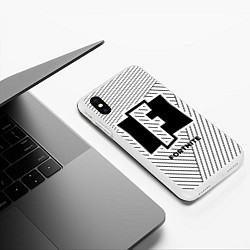 Чехол iPhone XS Max матовый Символ Fortnite на светлом фоне с полосами, цвет: 3D-белый — фото 2