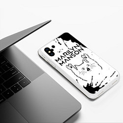 Чехол iPhone XS Max матовый Marilyn Manson рок кот на светлом фоне, цвет: 3D-белый — фото 2