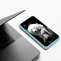 Чехол iPhone XS Max матовый Блондинка с большим белым медведем, цвет: 3D-мятный — фото 2