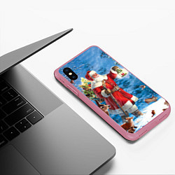 Чехол iPhone XS Max матовый Дед Мороз в лесу с животными, цвет: 3D-малиновый — фото 2