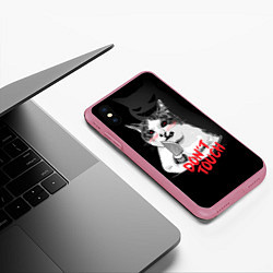 Чехол iPhone XS Max матовый Сердитый кот с ножом, цвет: 3D-малиновый — фото 2