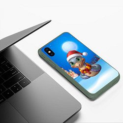 Чехол iPhone XS Max матовый Новогодняя объемная змейка, цвет: 3D-темно-зеленый — фото 2