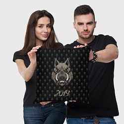 Подушка квадратная Дикий кабан 2019, цвет: 3D-принт — фото 2