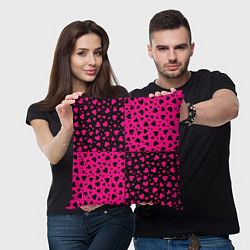 Подушка квадратная Черно-Розовые сердца, цвет: 3D-принт — фото 2